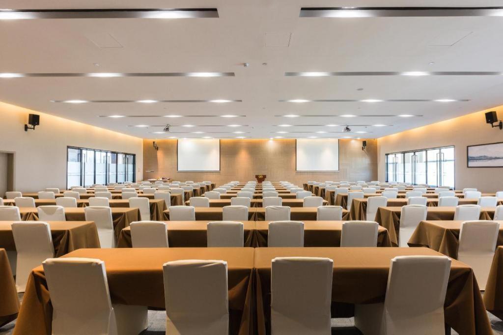 Grace Select Hotel Xinqiao  Buitenkant foto